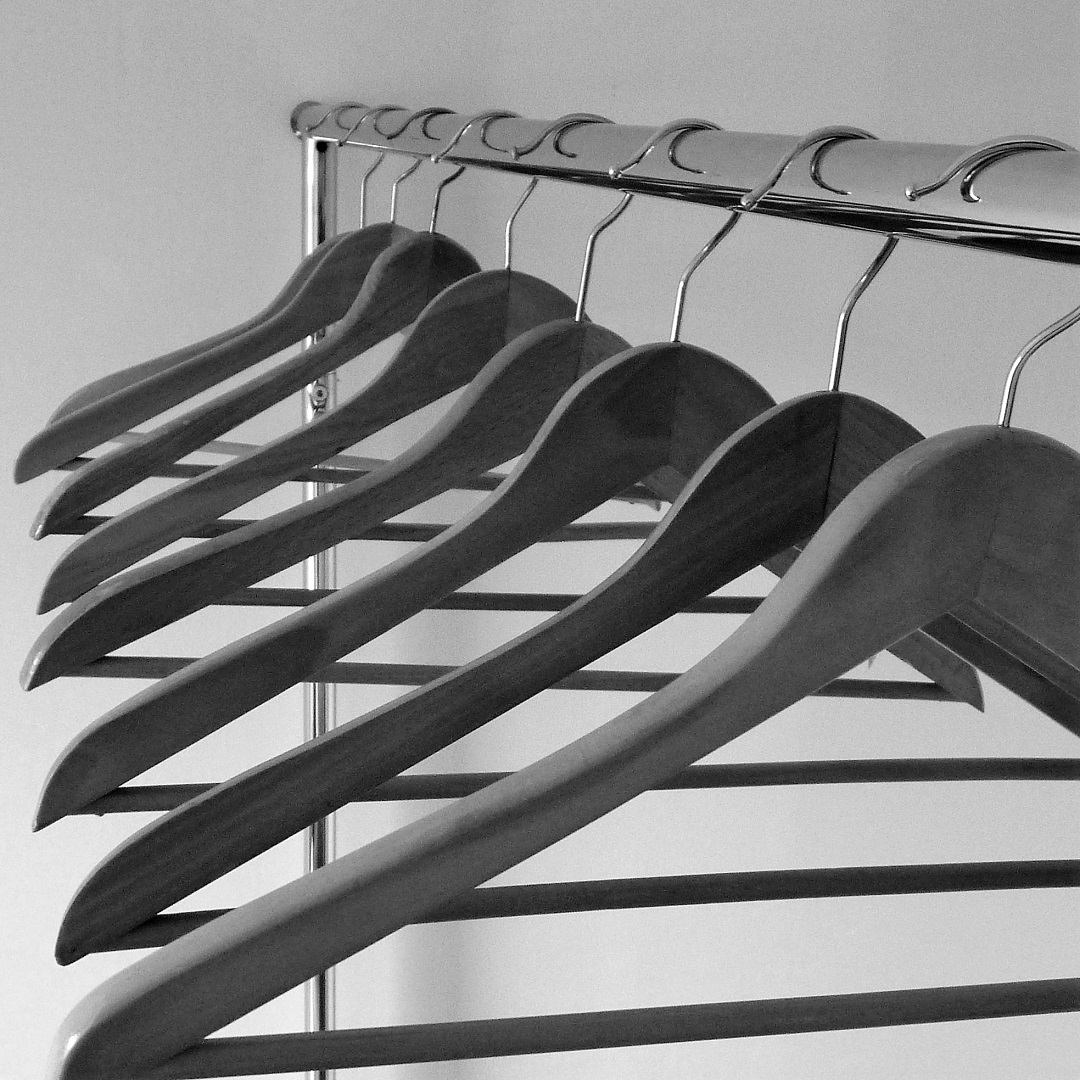 Des cintres pour des robes sur-mesure Laurence Glorieux.
